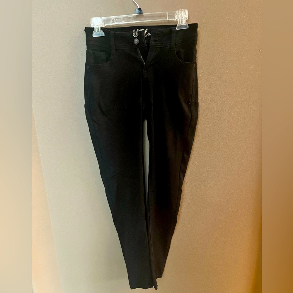 💚 Women’s Black Jeans